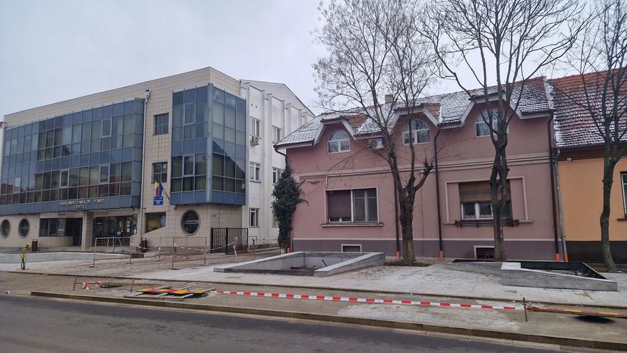 Inchiriez spatiu, strada Dunarea - 3