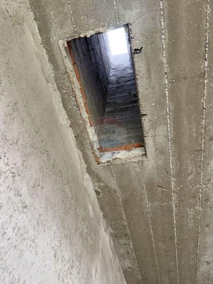 Casă / Vilă Caisului 90% gata - 18