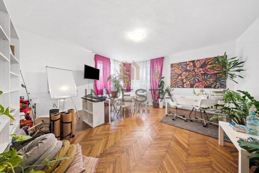 Apartament 4 camere, 160 mp, curte 165 mp, garaj | Andrei Muresanu Apartament 4 camere, 160 mp, curte 165 mp, garaj | Andrei Muresanu