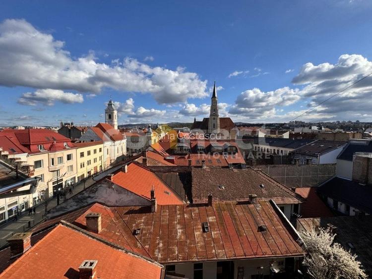 Apartament de vanzare  intr-o cladire istorica - o raritate in inima orasului