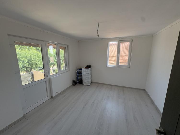 VILA IN SANNICOLAU MARE - 3