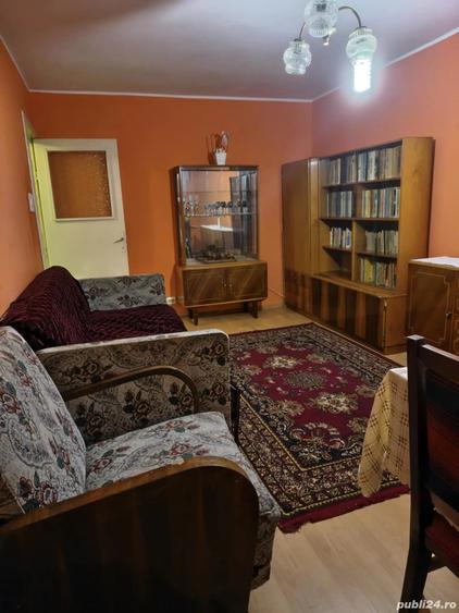 Inchiriez apartament cu 2 camere zona Mall Botosani - 1