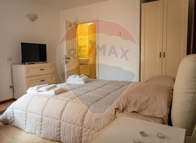 Vila unica in inima Bustenilor, vedere directa spre Caraiman - 15