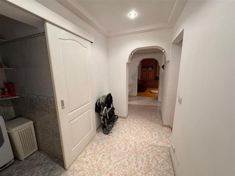 Apartament 3 camere, 72mp, etaj 2, zona fostul Tribunal - stradal - 15