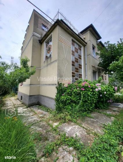 Casa cu D+P+E, 3500 mp teren, zona centrala, Paulis