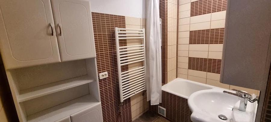 Inchiriez apartament cu 3 camere in Tudor, modificat si amenajat complet mobilat. - 10