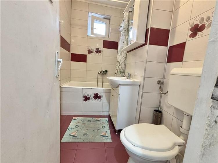 Apartament cu potential ridicat, locatie privilegiata, Grivitei, Brasov - 8