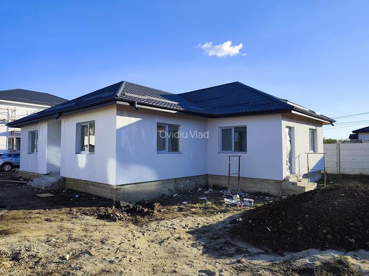 FARA COMISIOANE casa cu 4 camere 2 bai incalzire pardoseala curent 380v asfalt FARA COMISIOANE casa cu 4 camere 2 bai incalzire pardoseala curent 380v asfalt