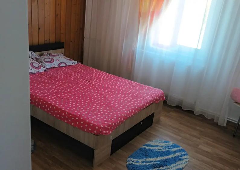 Inchiriez apartament 2 camere Pia?a Moldovei - 6