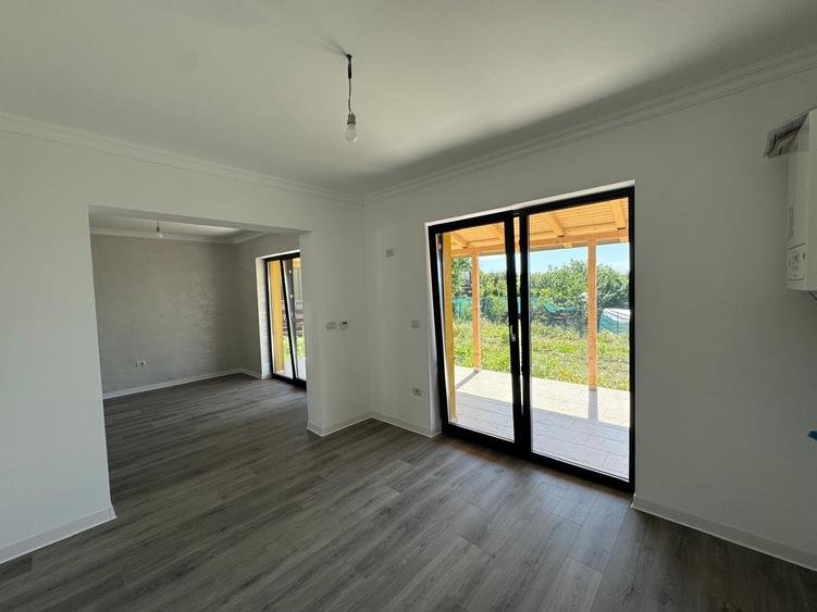 Vila Valea Adinca cod 157500 tel 0731226666 - 4