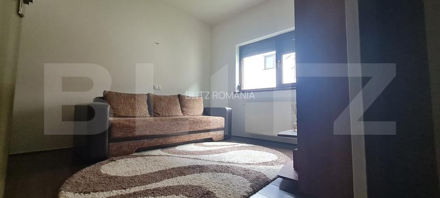 Apartament cu 3 camere decomandat, mobilat în Sânpetru