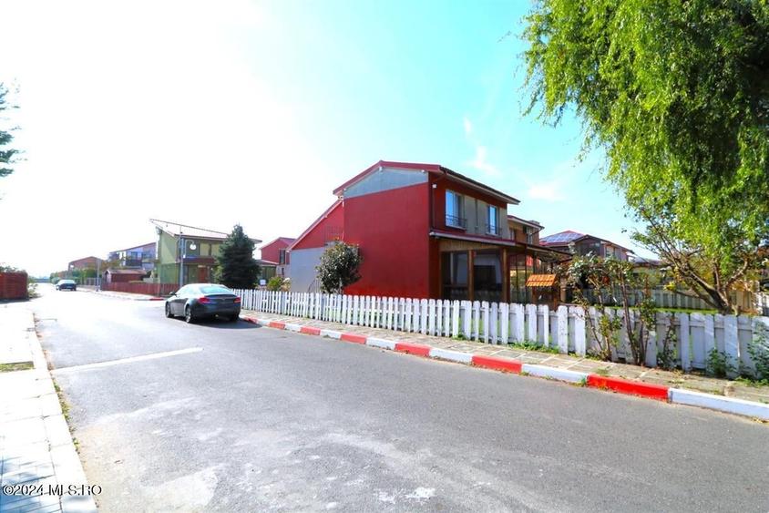 Cumpana - Del Sole, Str. Padova 4, vila P+M, teren pe colt de 397 mp! - 3