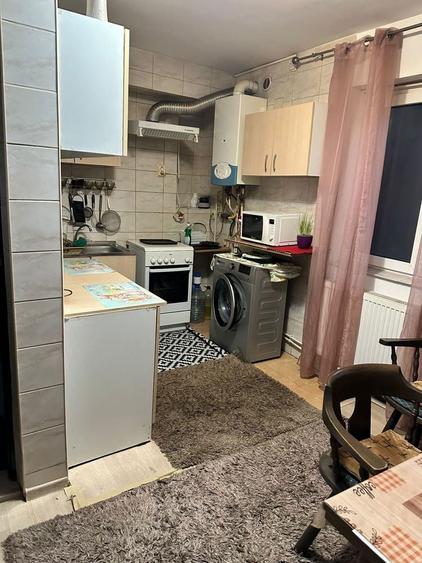 Ofer spre inchiriere garsoniera in zona centrala - 2