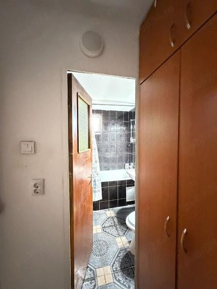 Vanzare Apartament 2 camere, 48 mp, parter, parcare, bloc reabilitat , Rahova - 5