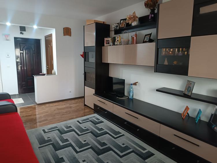Vand apartament Strada Parului Nr 1 - 6