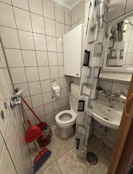 Garsonieră decomandată, mobilată în Complex Studențesc