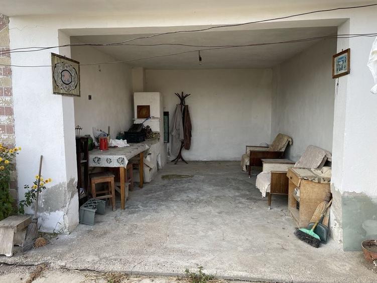 Casă cu 4 camere în Albotele