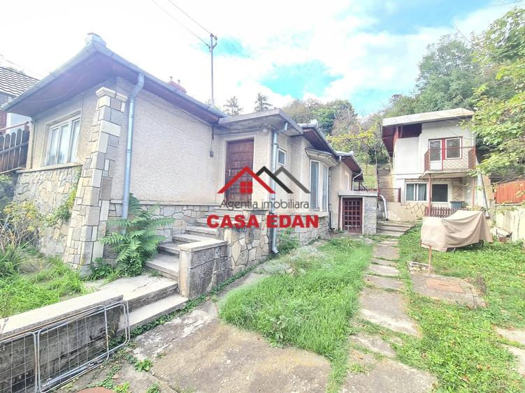 Casă individuală cu 3 camere cu Teren 903 Mp în Câmpina