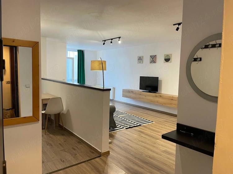 Apartament cu 2 camere nedecomandat în Semicentral