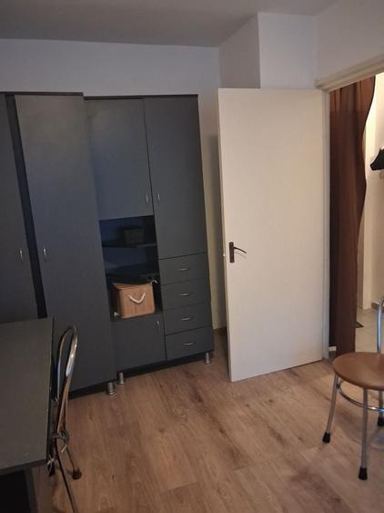Apartament cu 2 camere decomandat în Dosu Bricii