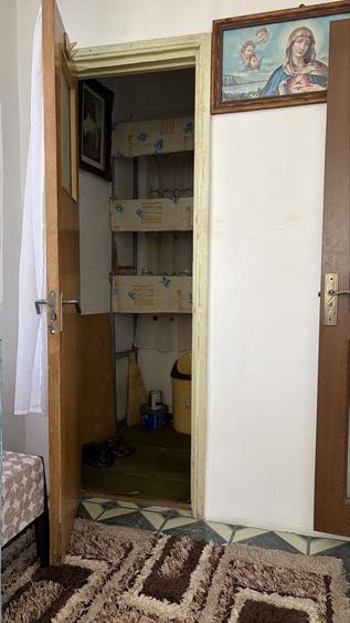 Apartament cu 3 camere decomandat în Găvana
