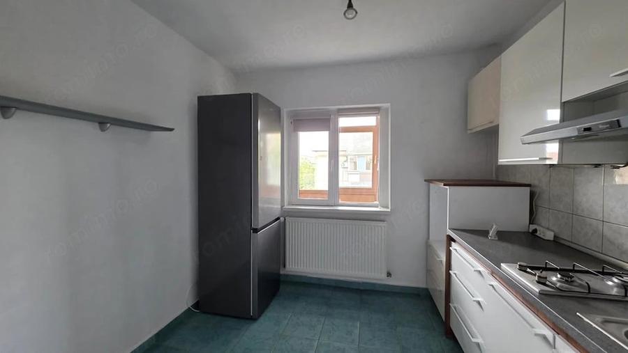 Apartament cu 2 camere decomandat în Soarelui