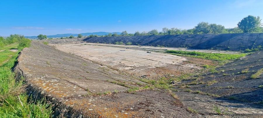 Teren Construcții intravilan de 45000 mp, în Periferie