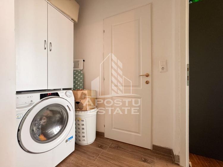 Apartament cu 2 camere semidecomandat, mobilat în Central