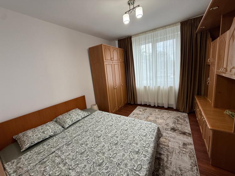 Apartament cu 3 camere în Crângași