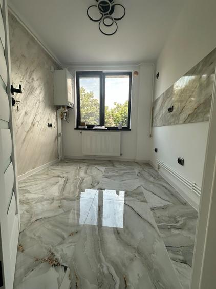 Apartament cu 2 camere semidecomandat în Independenței