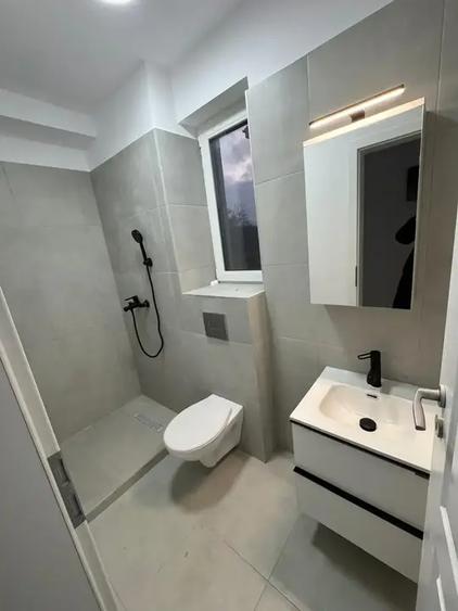Casă cu 4 camere cu Canalizare în Nord