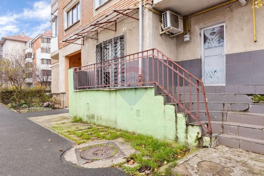 Spațiu comercial 36 mp cu intrare si contorizare separata de vanzare - 8