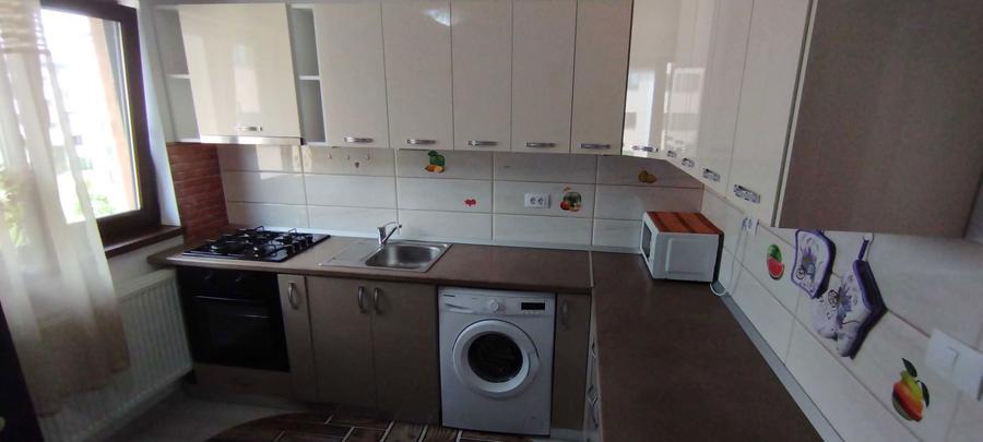 Apartament de vanzare-2 camere decomandat - 1