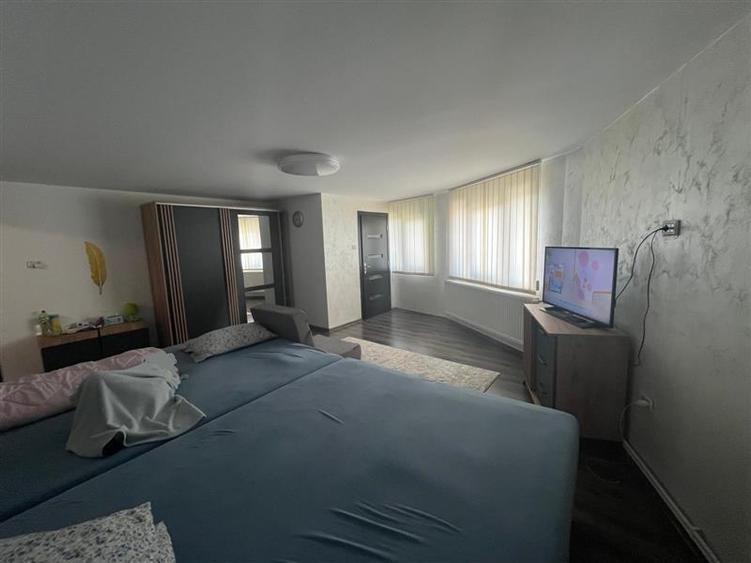 Caransebes, Casa la Cheie P+E+M, Zona ACR - 5