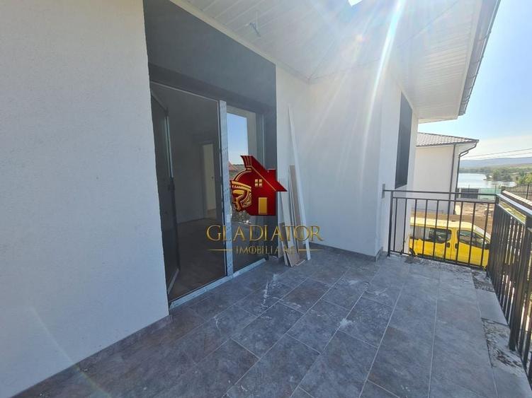 Doar o vila a mai ramas!Nu rata ultima disponibilitate Ciurbesti lac - 14