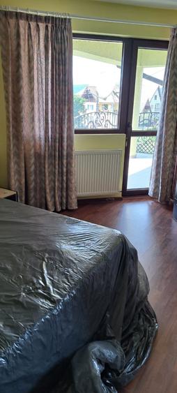 Casa spatioasa cu curte si gradina, Orasul Avrig - 4