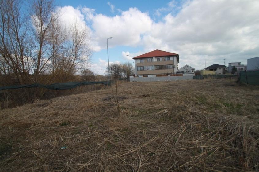 Teren intravilan - Zona Kamsas- regim de inaltime p+2/4 - 8