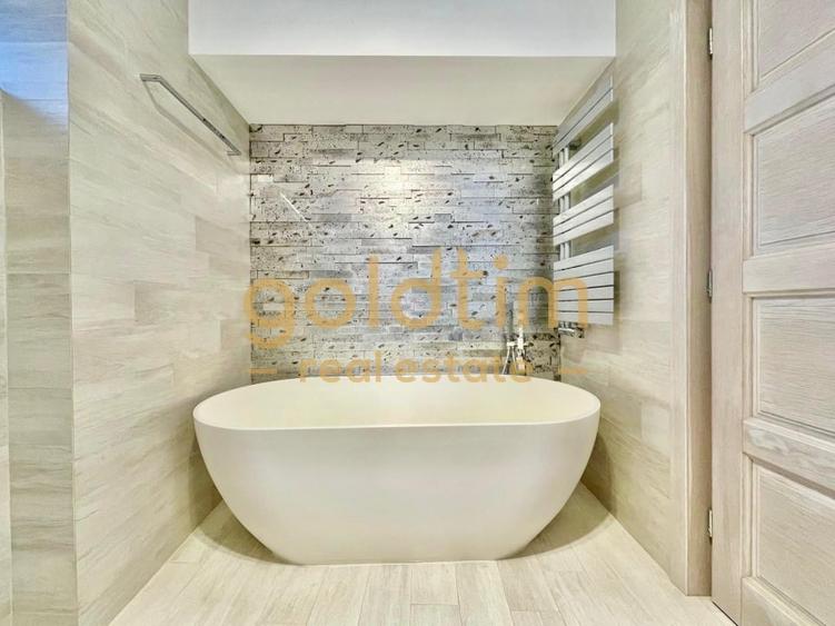 CASA INDIVIDUALA/SUPERBA/PIPERA/EROU IANCU NICOLAE/PISCINA/CURTE GENEROASA - 43