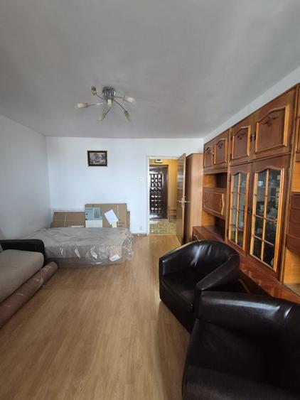 EROII REVOLUTIEI - 3