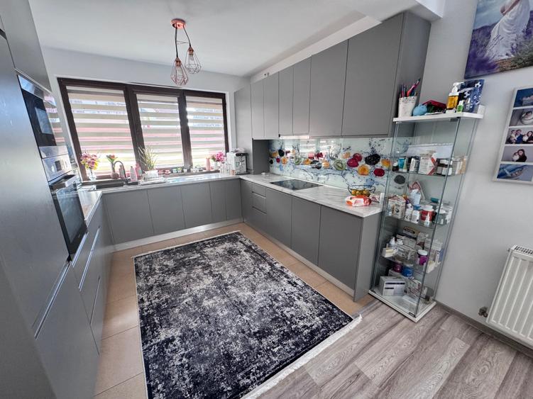 Casa P+1+M. 5 cam. Mobilata-Utilata complet. Teren 205mp - 18