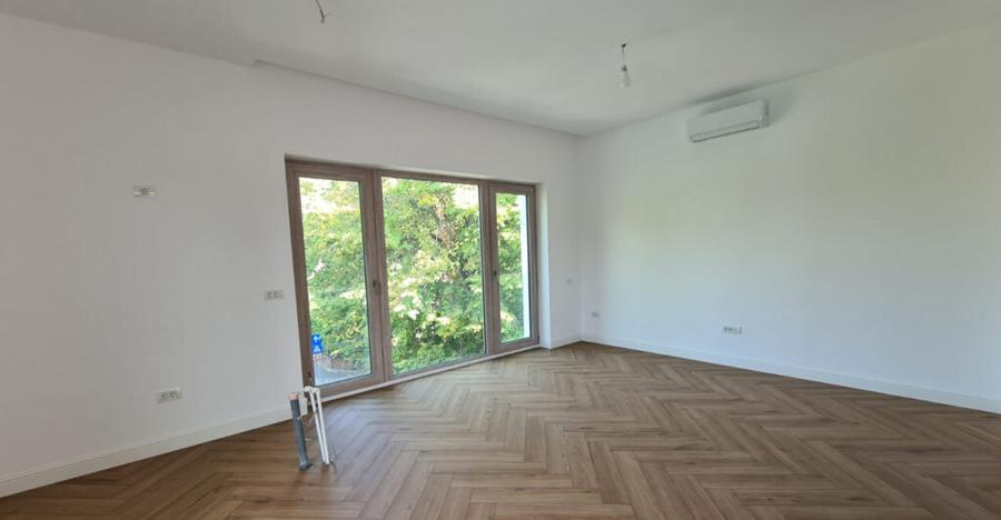 Imobil nou -Afacere,Birouri - 13