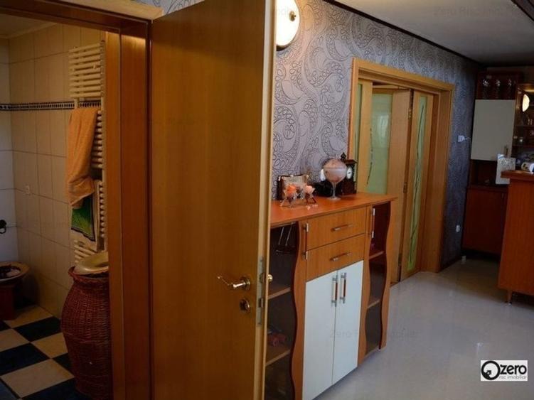 Casa cu teren si garaj acoperit Periferie - 11