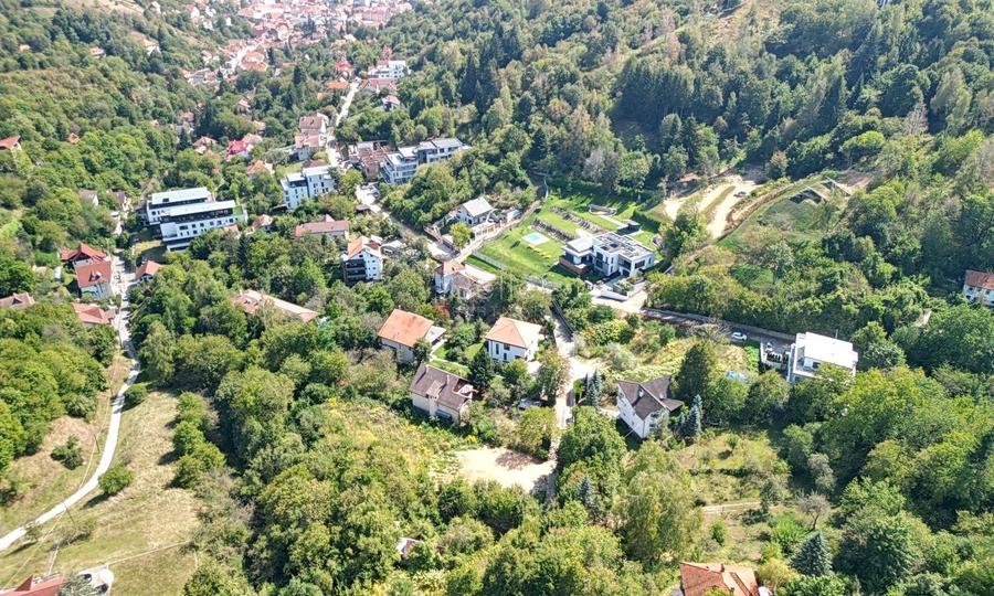 Teren Construcții intravilan de 5500 mp, în Brașovul Vechi