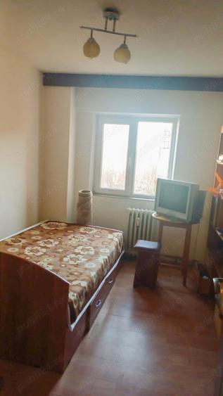 Vand Apartament 4 camere - decomandat, Cartier Crihala, Zona Pipa - 5