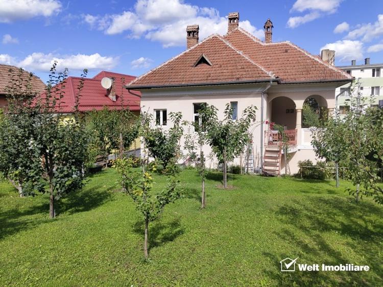 Casa de vanzare in Andrei Muresanu – zona exclusivista! - 1