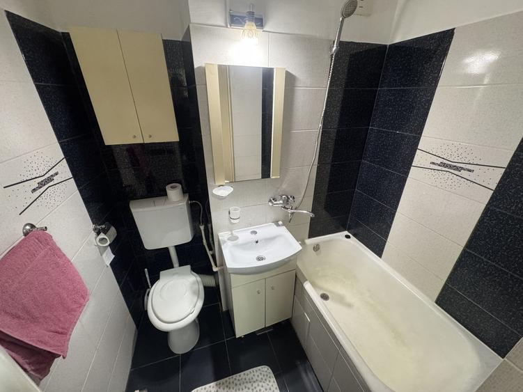 Apartament 2 camere zona Inel 2 - Scoala 8 - 6