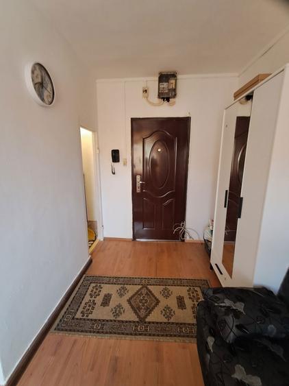 Dau in chirie garsoniera,in Oradea pe str.Podului.Podului. - 3