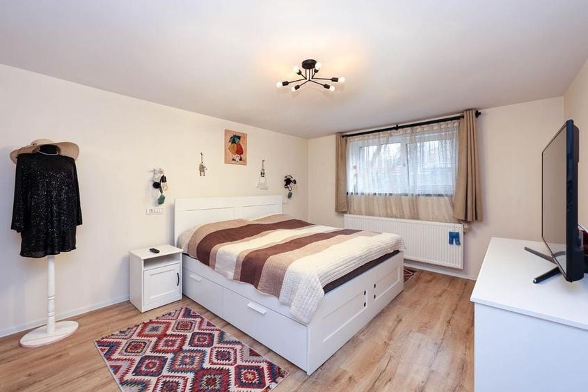 Apartament cu 3 camere la casa | Curte 130 mp | Zona Grivitei strada Vulcan - 10