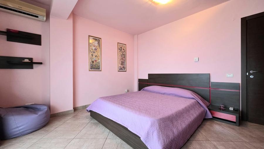 Apartament 3 camere in Statiunea Mamaia, vedere frontala la lac - 5