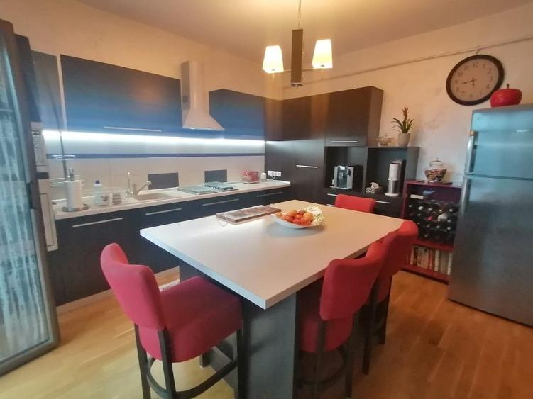 Elisabetin-Girocului -Vila- 5 camere -333 mp utili - 10